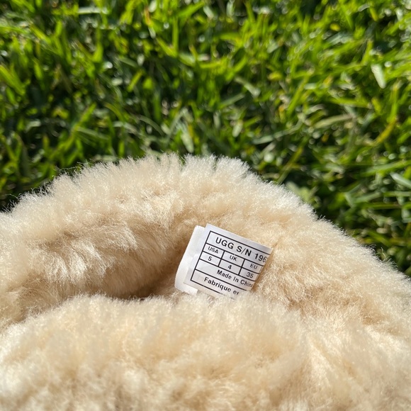 UGG🍂🍁Triplets Chestnut Sz 5 - Picture 11 of 13